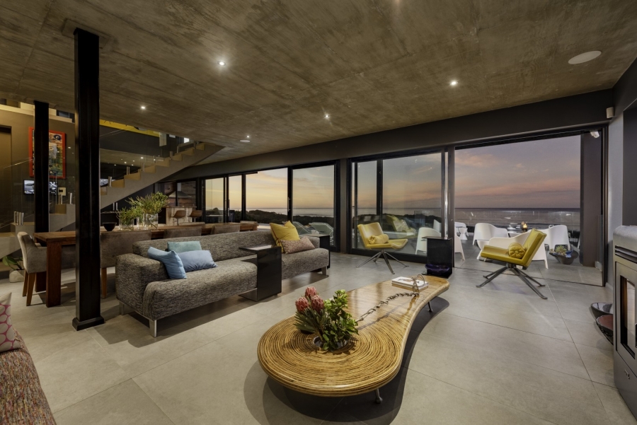 4 Bedroom Property for Sale in Keurbooms Western Cape